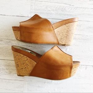 Simply Vera Wang Bailey Wedge Sandals